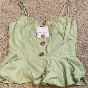 Style Envy green flowy tank